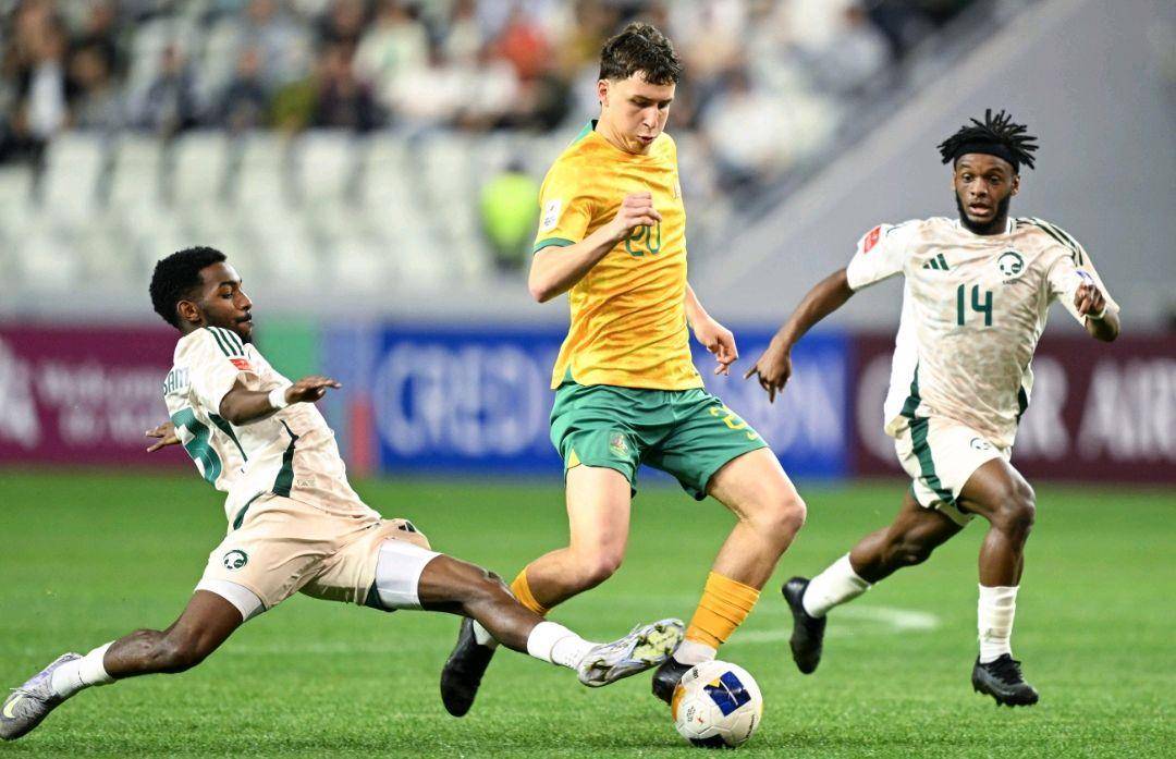 澳大利亚球队备战下一场比赛,全力以赴的简单介绍 澳大利亚球队备战下一场比赛,全力以赴的简单介绍