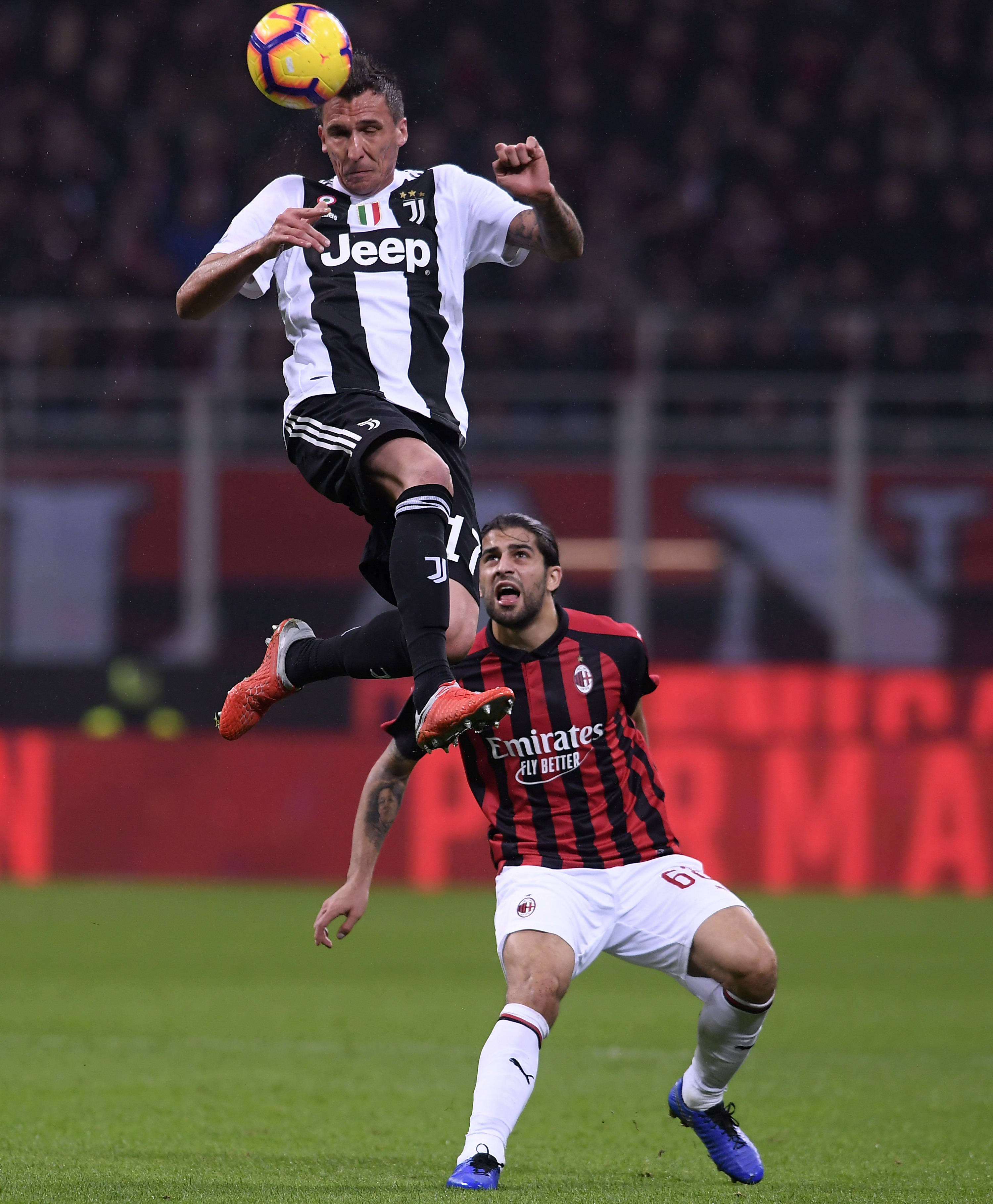 爱游戏-关于AC米兰击败国际米兰：奋力追赶的信息