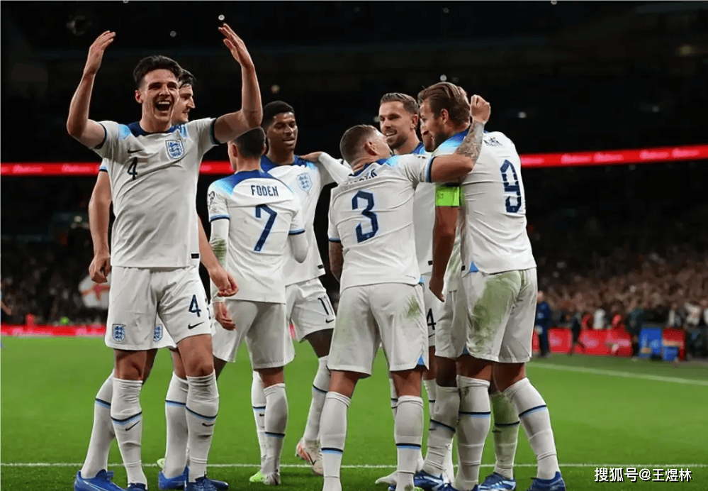 冰岛队惊险逃过英格兰，携手瑞士挺进欧国联四强的简单介绍