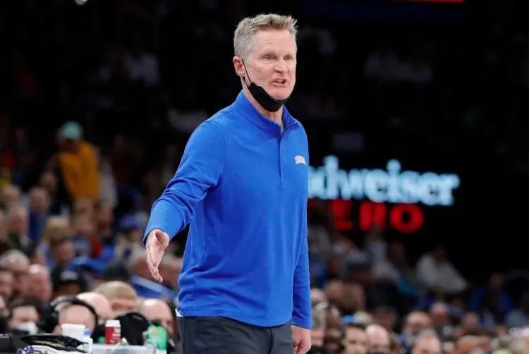 勇士主帅因个人原因缺席比赛,助理教练代理指挥的简单介绍 勇士主帅因个人原因缺席比赛,助理教练代理指挥的简单介绍