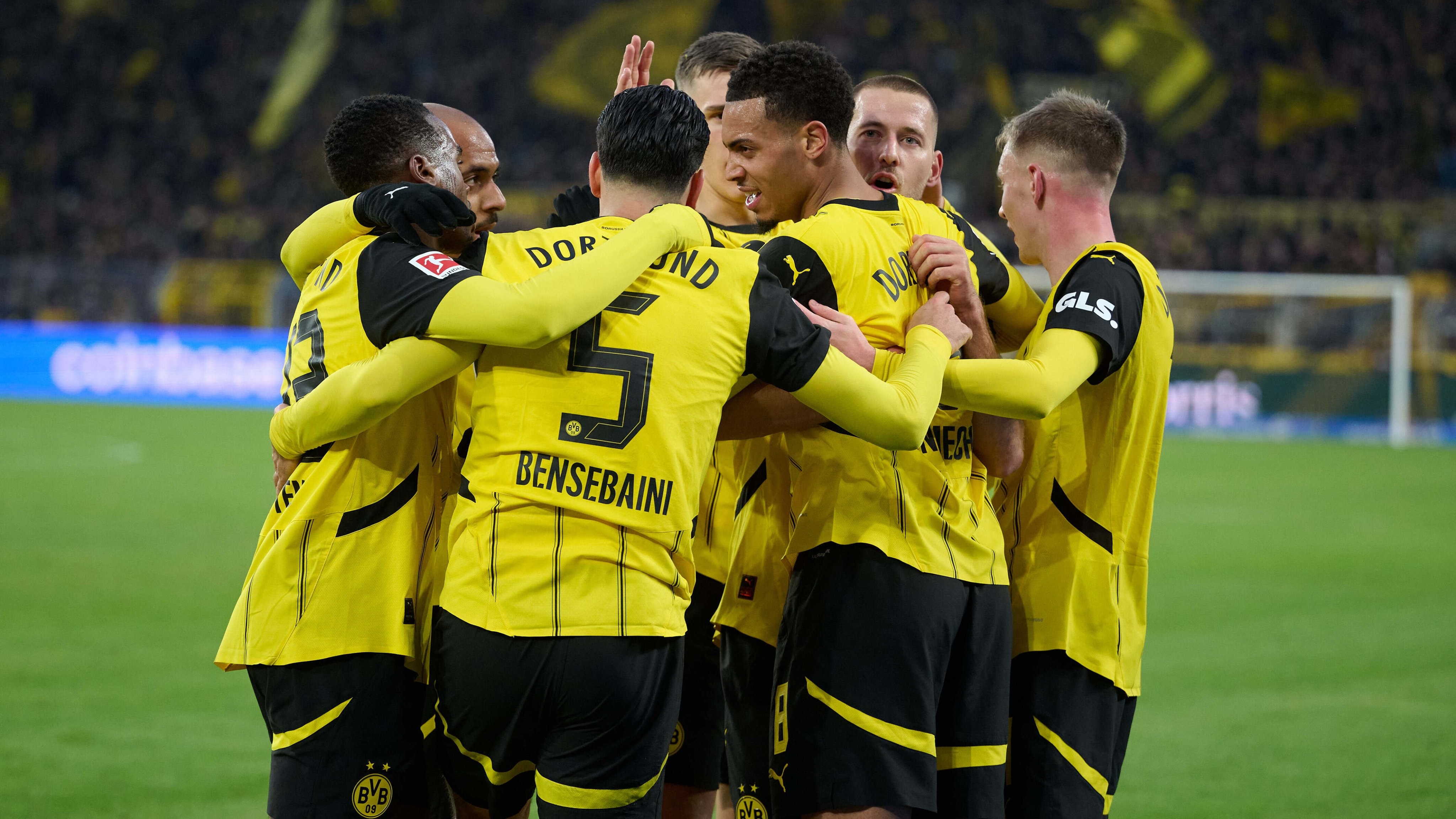 多特蒙德主场取胜，重新回到德甲前列