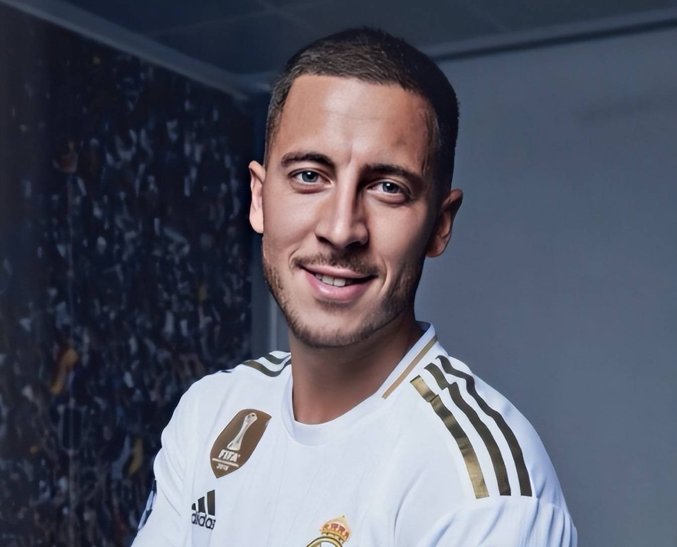 爱游戏官网-阿扎尔在皇马的表现备受争议，西甲球迷担心他未来的简单介绍