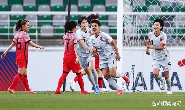 包含东亚杯预选赛：韩国队表现出色，备受瞩目的词条