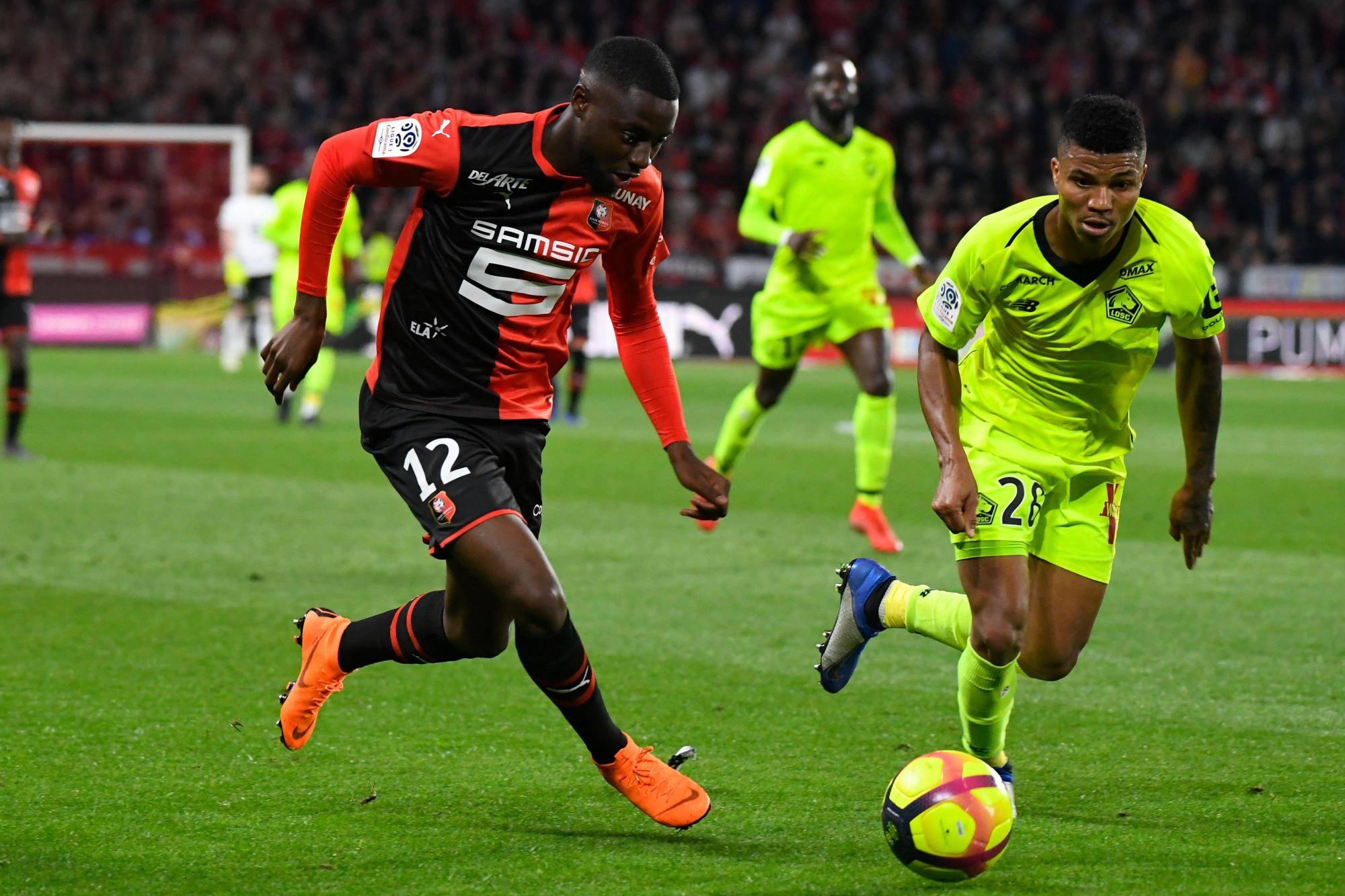 尼姆击败对手，法甲比赛取得胜利