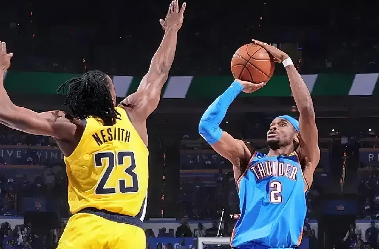 包含雷霆大胜对手，士气高涨迎战下一场比赛的词条