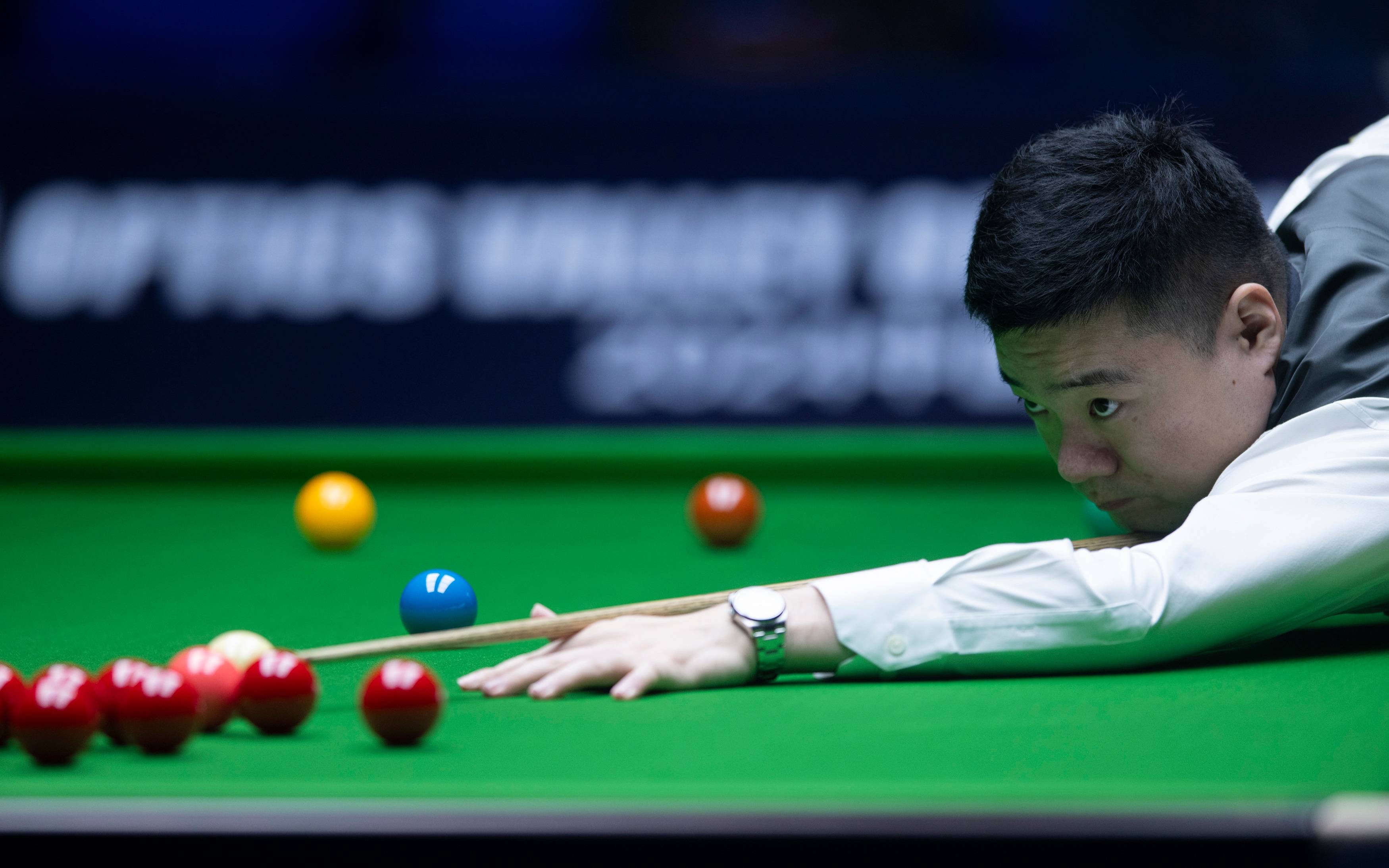 包含精湛技艺展现无瑕,比赛中球员尽显绝技的词条 包含精湛技艺展现无瑕,比赛中球员尽显绝技的词条