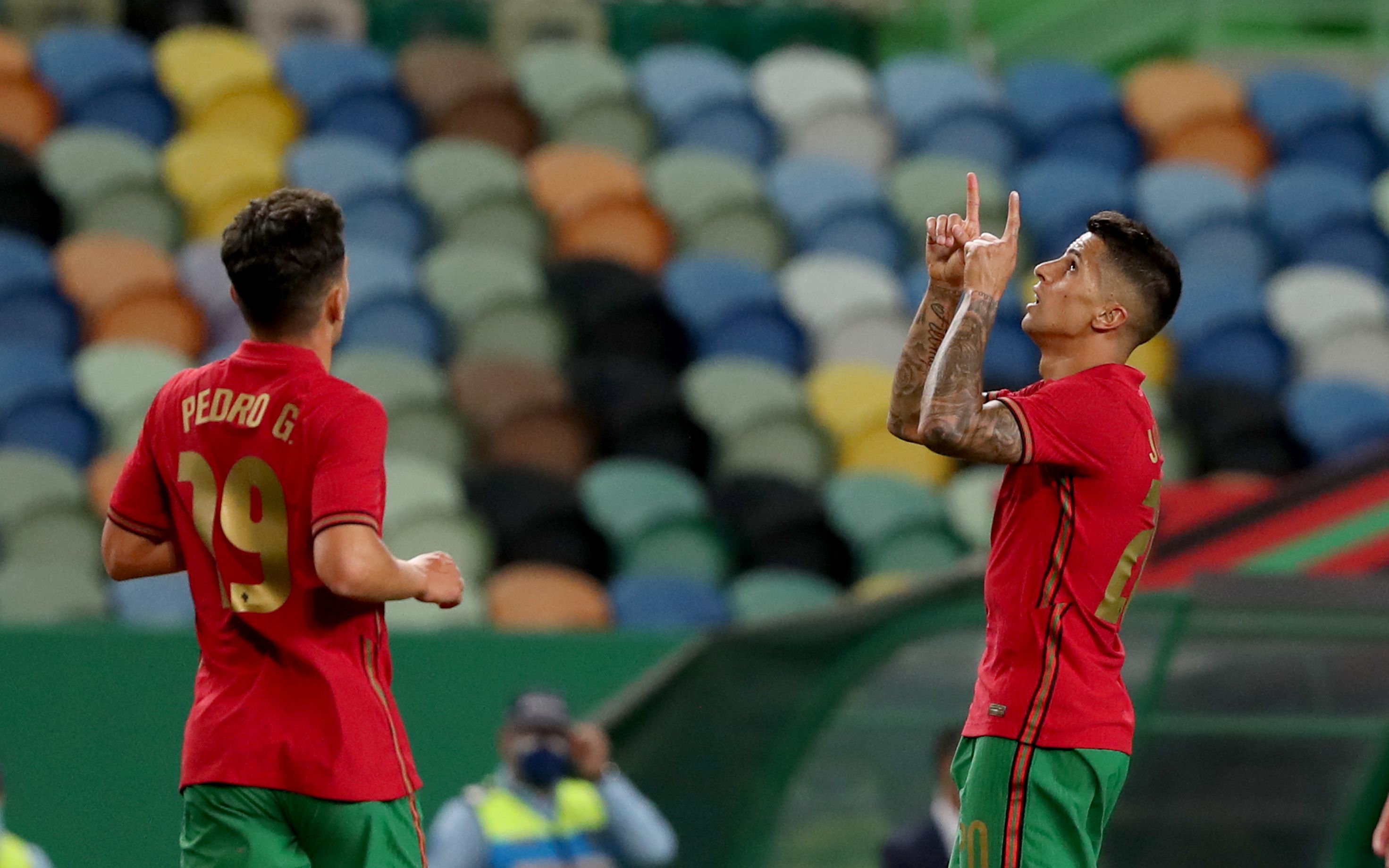 包含意大利国家队再次胜出,晋级下一个比赛回合的词条 包含意大利国家队再次胜出,晋级下一个比赛回合的词条