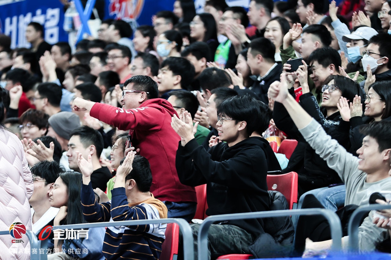 关于人和主场告捷，让球迷信心满满的信息