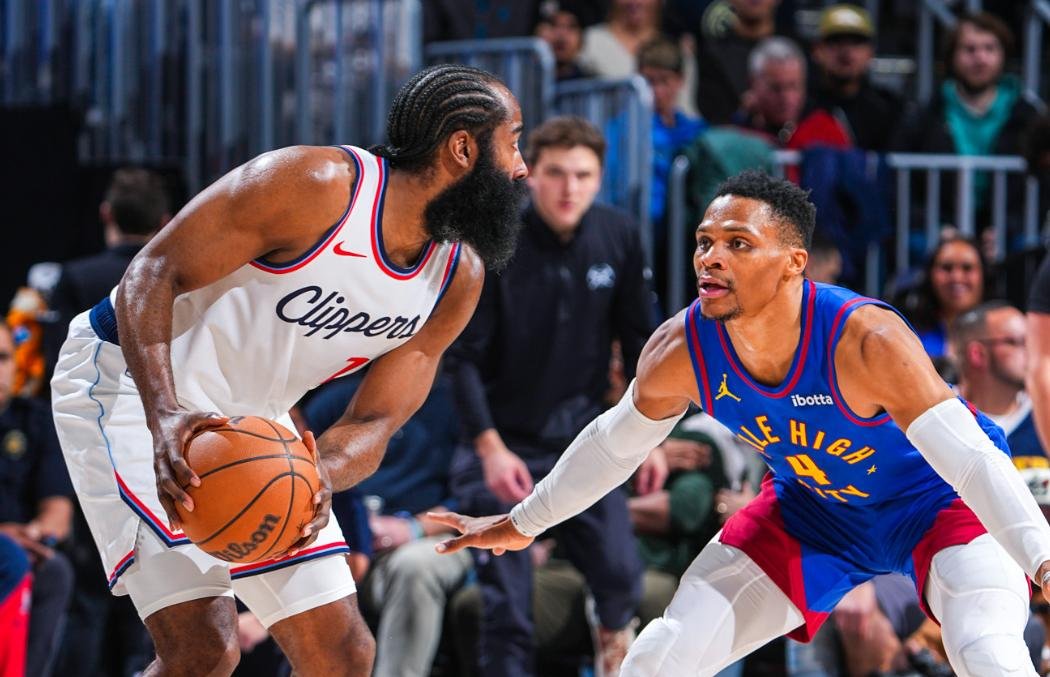 包含快船击败掘金生死对决，晋级之路再拓一步的词条