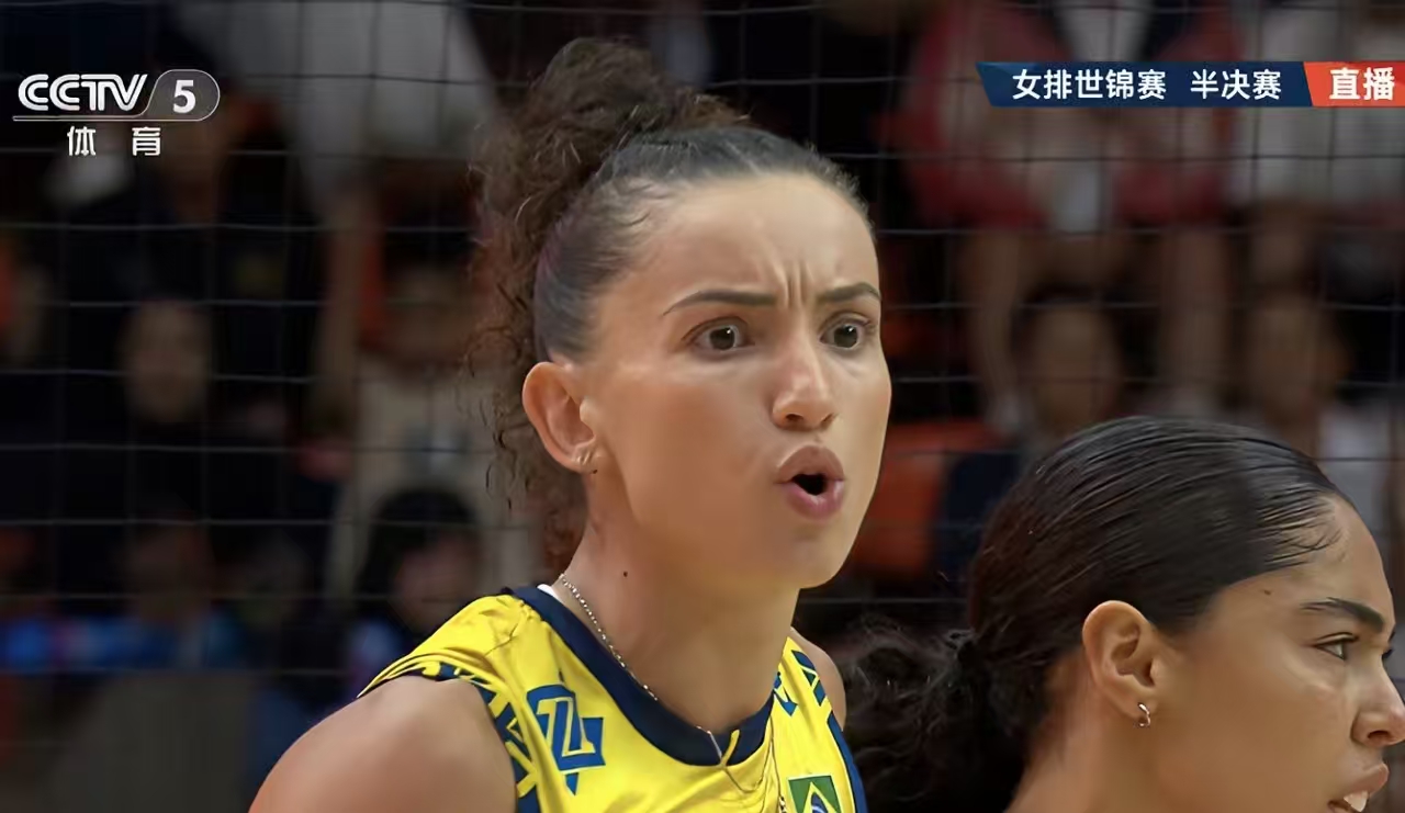 排球女子团体赛：巴西队实现逆转胜利