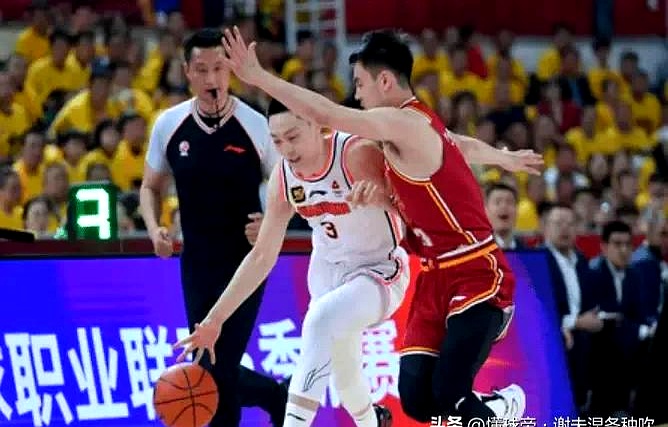爱游戏网页版入口-球队队长领衔，带领球队赢得胜利，晋级季后赛的简单介绍