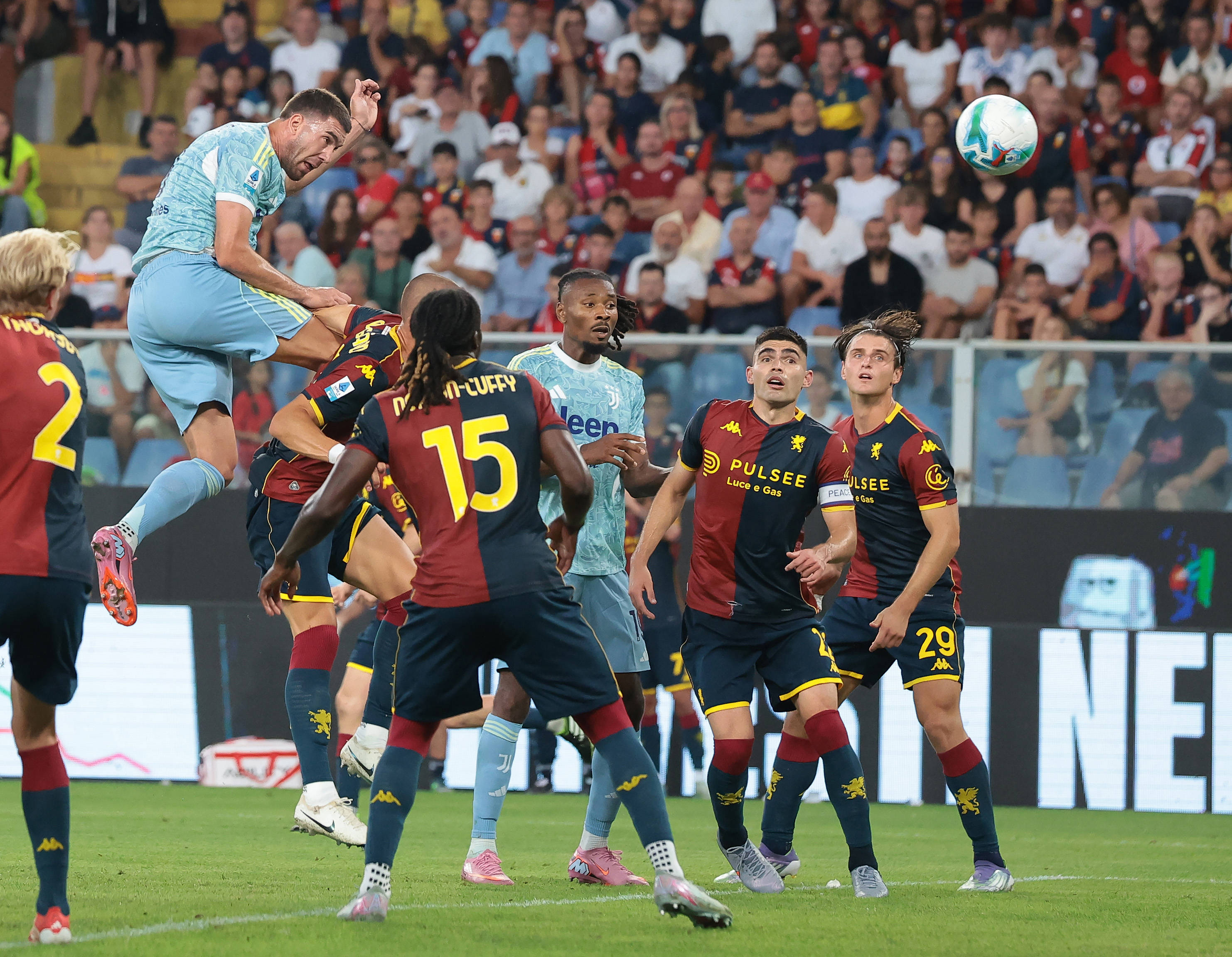 尤文图斯全力备战欧洲足球赛季收官之战